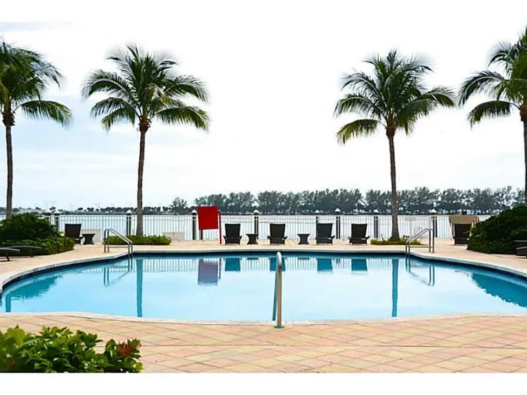 Skyline On Brickell #601 image #17