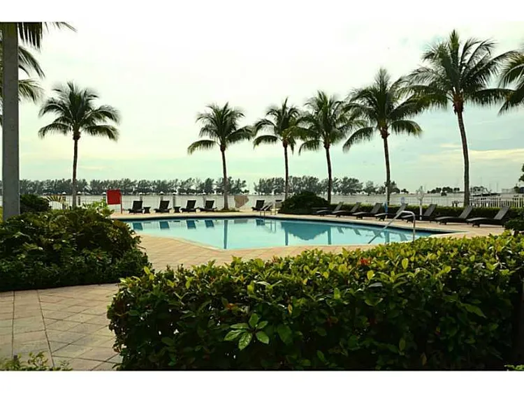 Skyline On Brickell #601 image #18