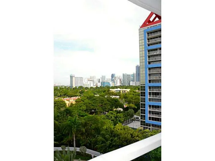 Skyline On Brickell #601 image #6