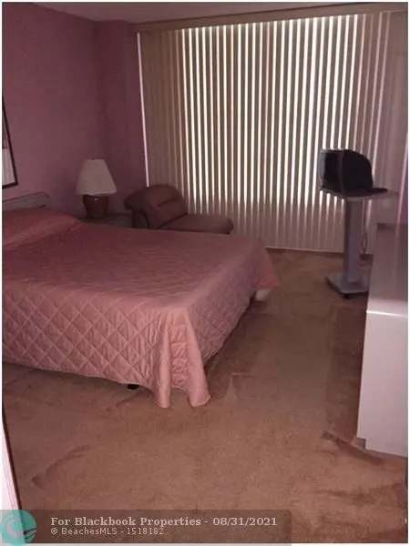 Hallmark of Hollywood #1812 image #10