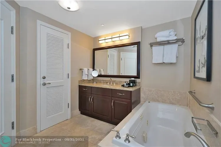 Fontainebleau II Tresor #1703 image #18