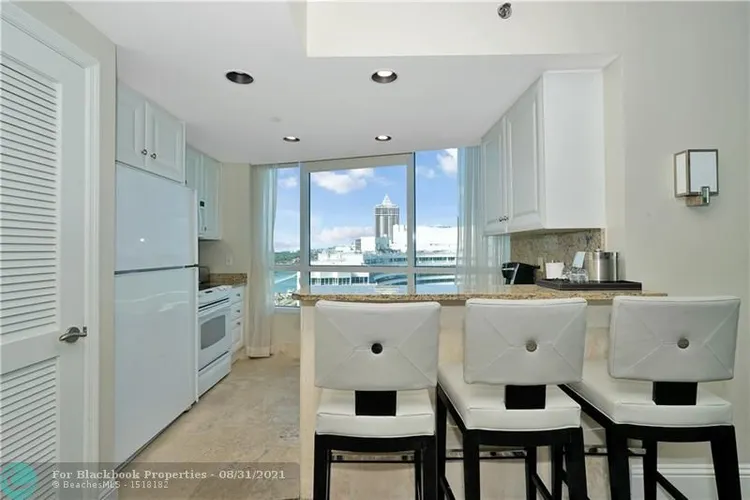 Fontainebleau II Tresor #1703 image #7