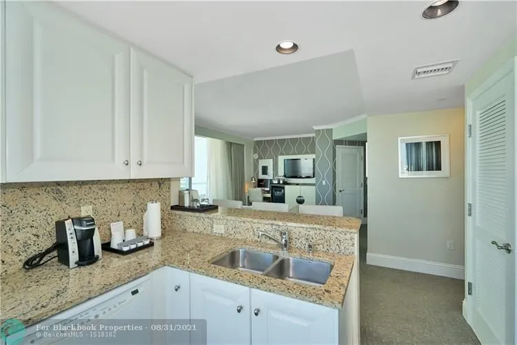 Fontainebleau II Tresor #1703 image #9