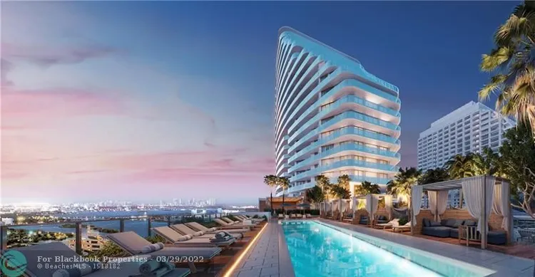 Four Seasons Private Residences #1702 image #6