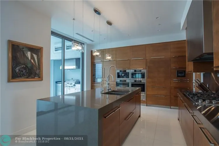 Apogee #1902 image #12