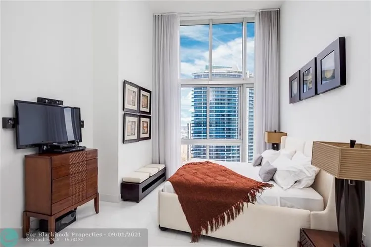 Icon Brickell III (W Miami) #4002 image #14