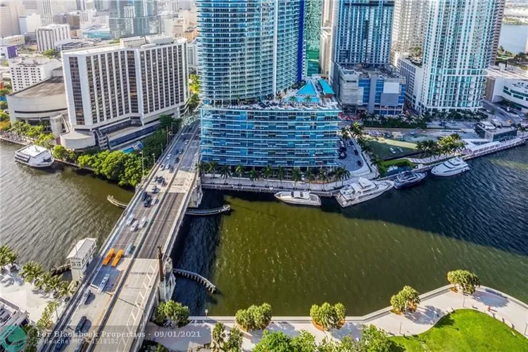 Icon Brickell III (W Miami) #4002 image #6