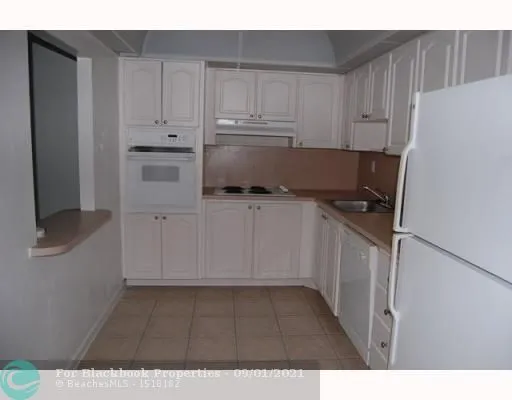 Ocean Reserve #523 image #7