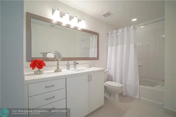 The Residences at Merrick Park #E-515 image #13