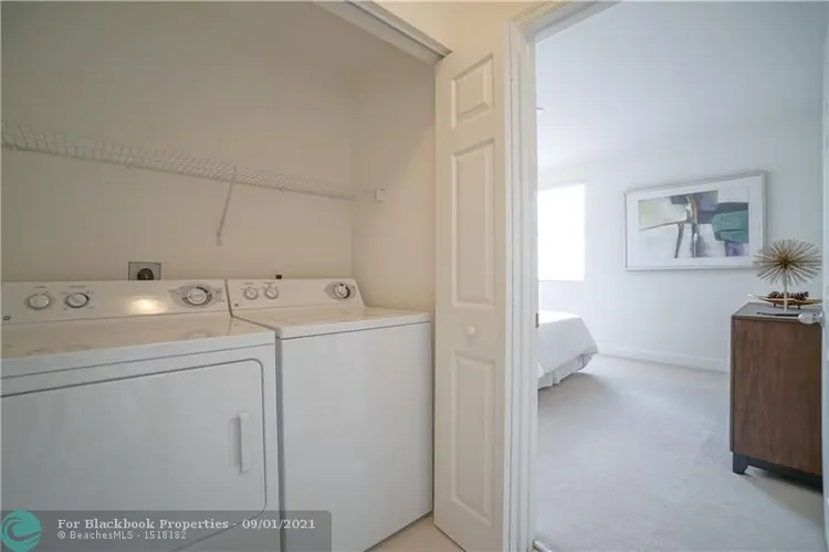 The Residences at Merrick Park #E-515 image #14