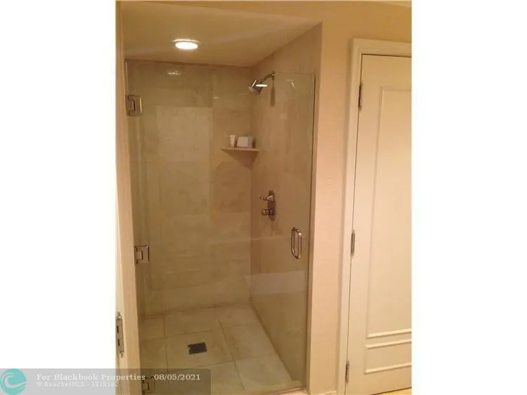 The Atlantic Hotel #810 image #9