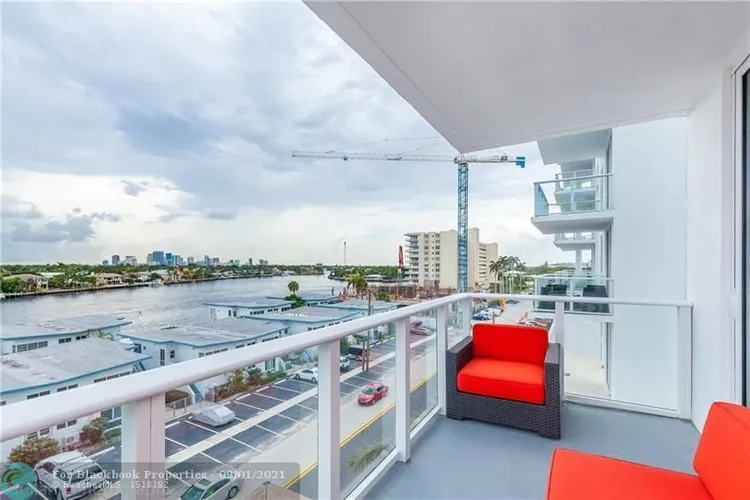 Tiffany House #506 image #11