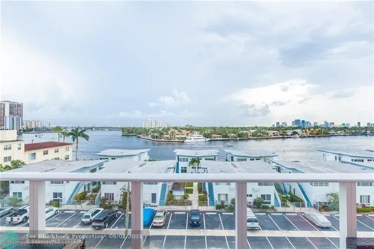 Tiffany House #506 image #12