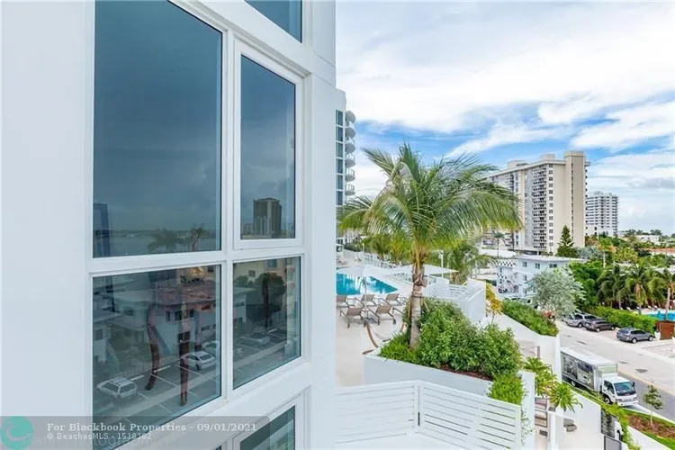 Tiffany House #506 image #15