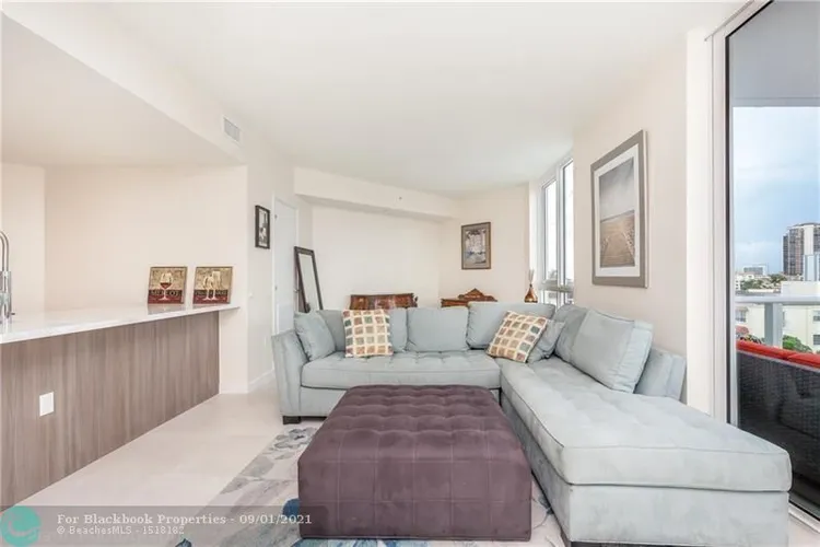 Tiffany House #506 image #16