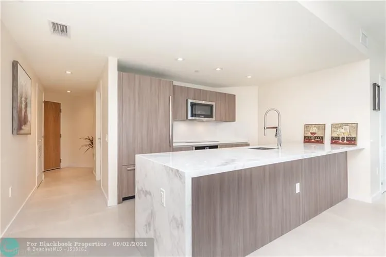 Tiffany House #506 image #25