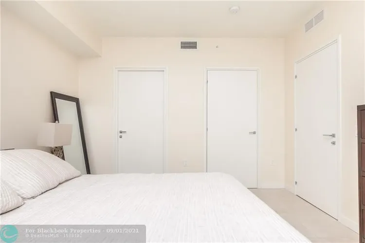 Tiffany House #506 image #28