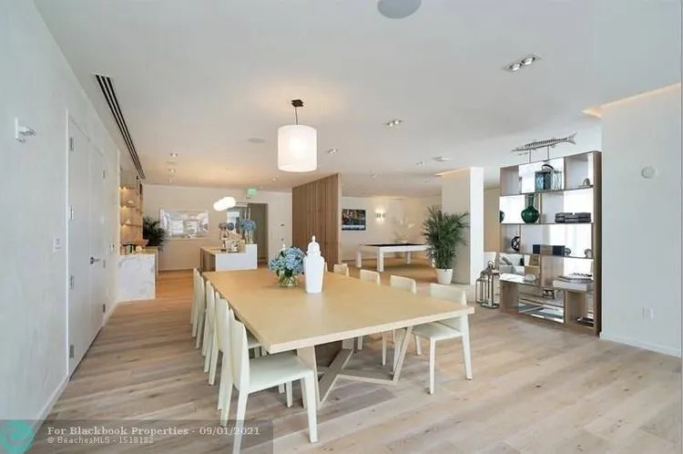 Tiffany House #506 image #6