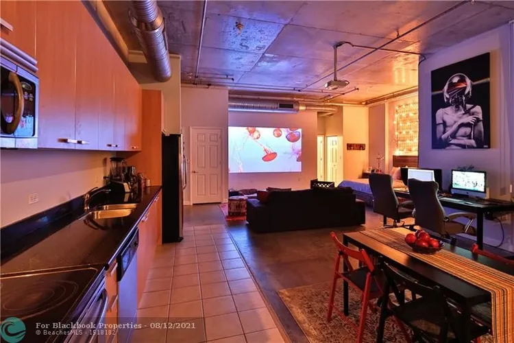 The Lofts at Hollywood Station #308 image #14