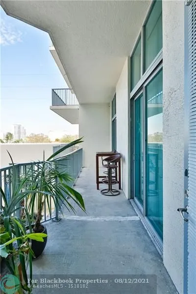 The Lofts at Hollywood Station #308 image #23