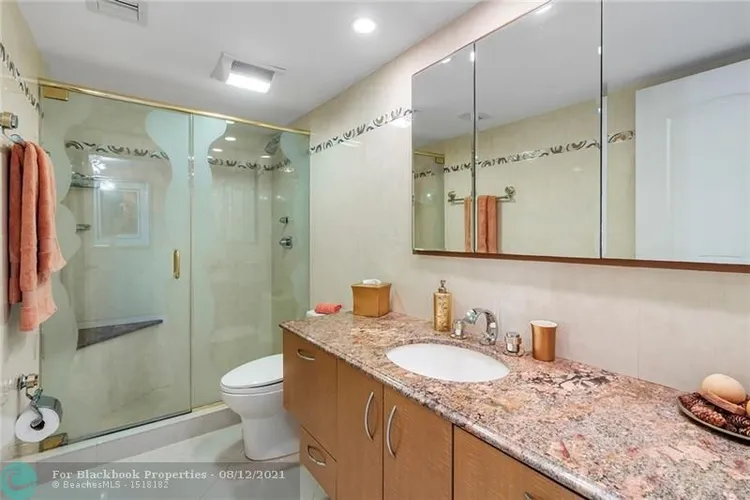 La Mer Estates #906E image #25