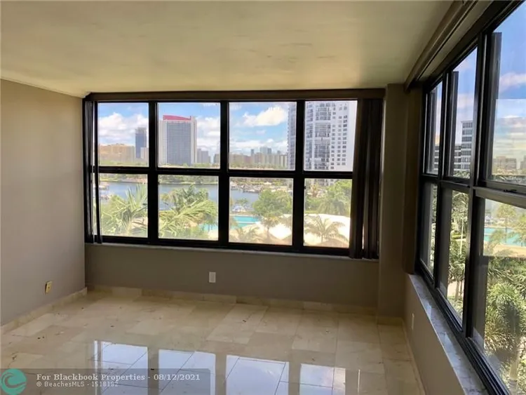 Olympus Towers and Marina #714 image #19