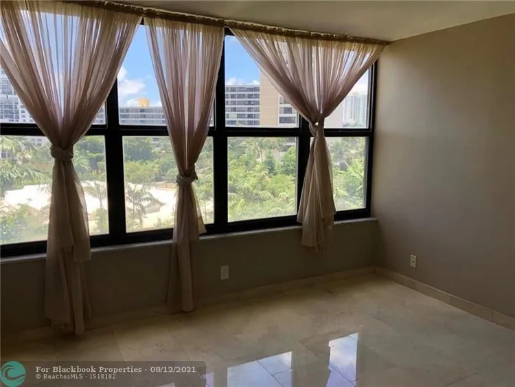 Olympus Towers and Marina #714 image #30