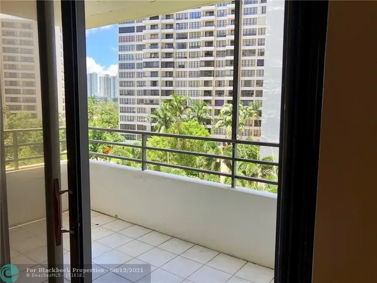 Olympus Towers and Marina #714 image #32