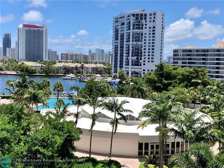 Olympus Towers and Marina #714 image #35