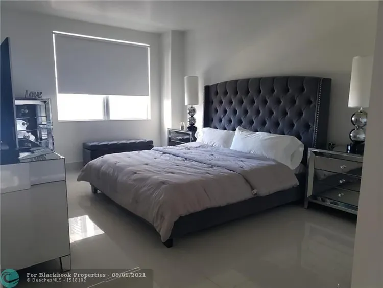 Radius #819 image #20