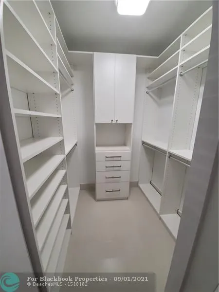 Radius #819 image #24