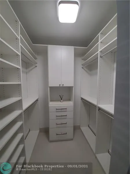 Radius #819 image #25