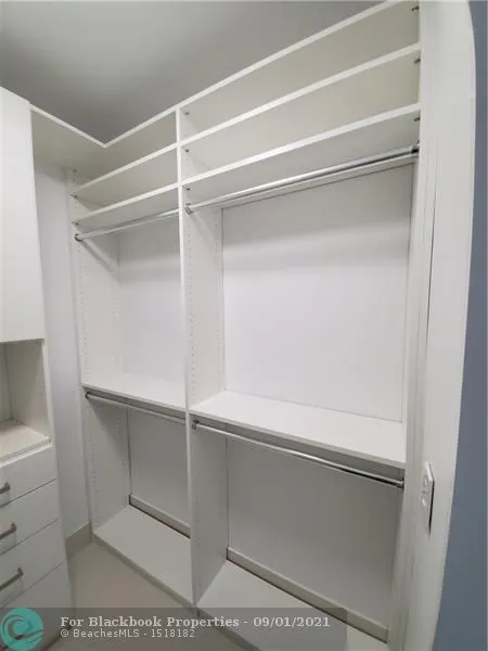 Radius #819 image #27