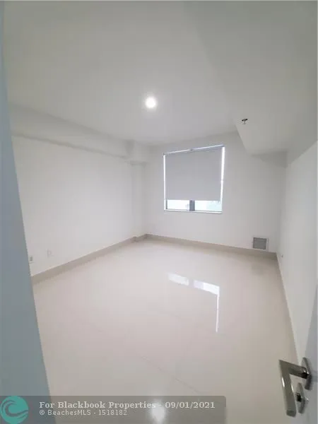 Radius #819 image #29