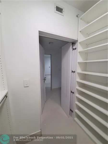 Radius #819 image #34