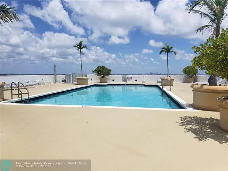 Radius #819 image #41