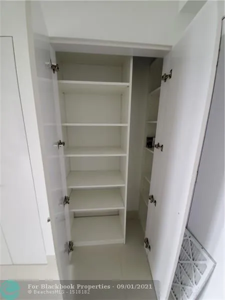 Radius #819 image #6