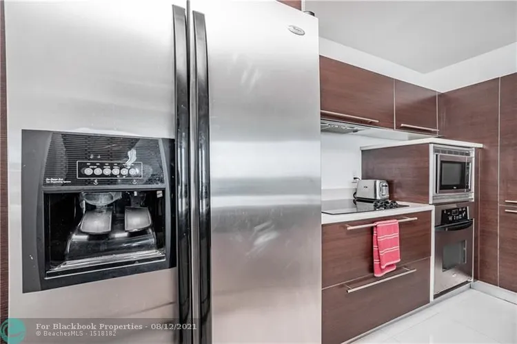 Quantum on the Bay #2312 image #14