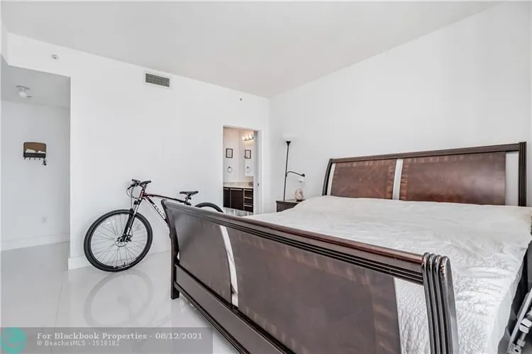 Quantum on the Bay #2312 image #23