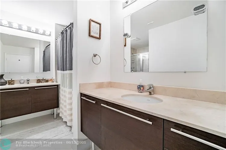 Quantum on the Bay #2312 image #26