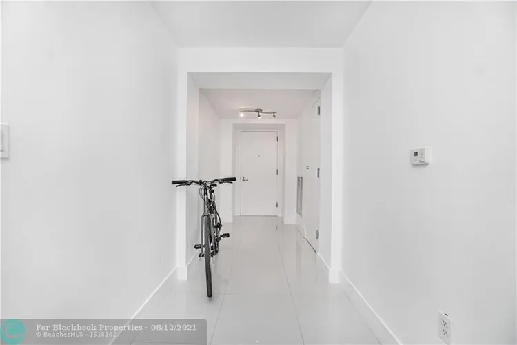 Quantum on the Bay #2312 image #6