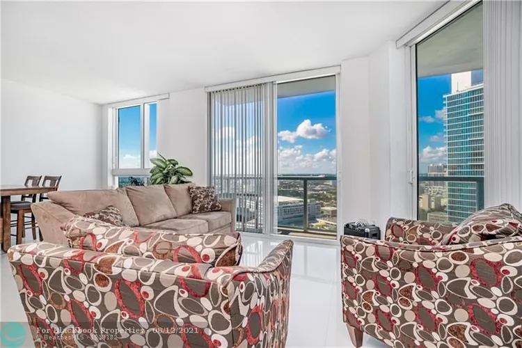 Quantum on the Bay #2312 image #8