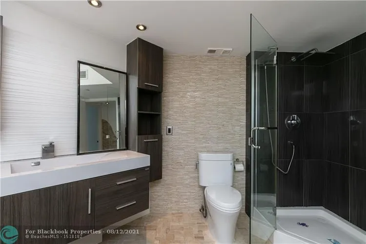 Oceania II #628 image #17