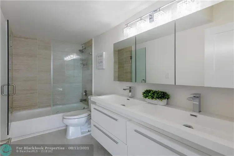 Royal Embassy #7H image #14