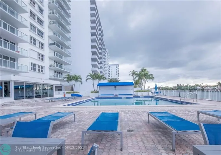 Royal Embassy #7H image #18