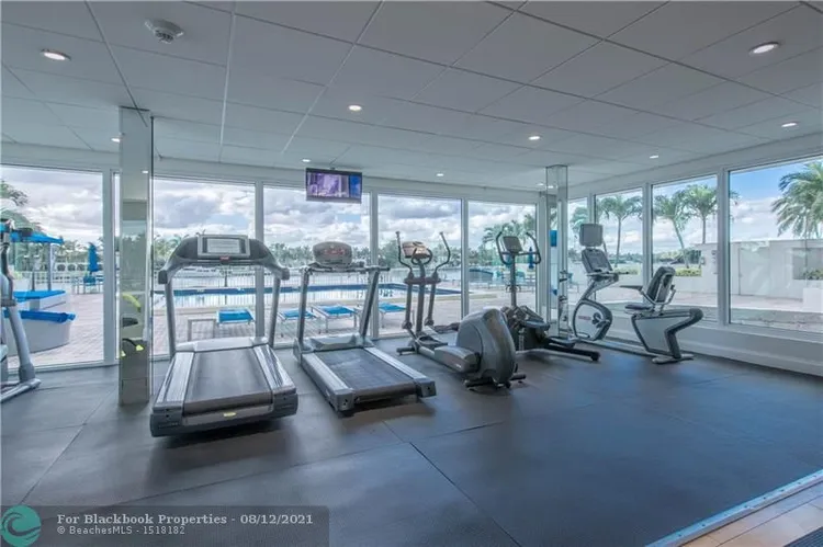 Royal Embassy #7H image #20