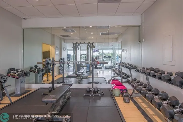 Royal Embassy #7H image #21