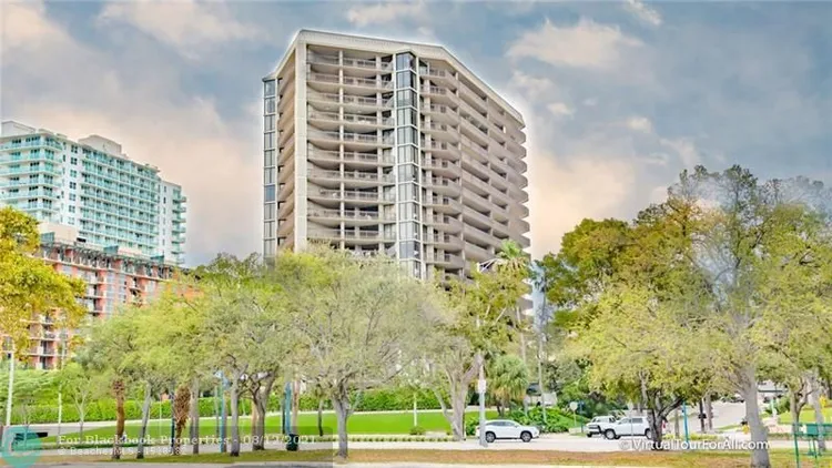 Yacht Harbour #7A image #23