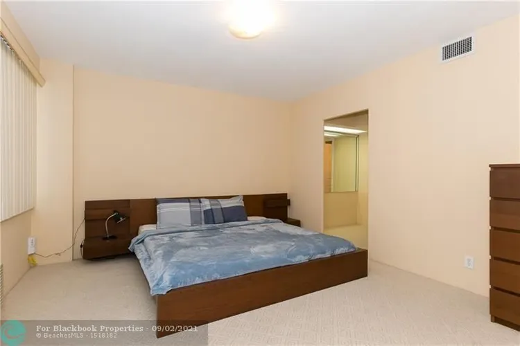 Coral Ridge Towers #1012 image #14