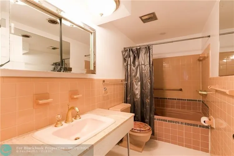 Coral Ridge Towers #1012 image #16